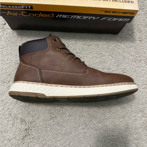 Sketchers Garlan Deno waterproof boots 9.5 main image 10